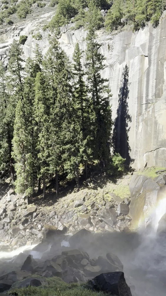 Mist Falls Trail