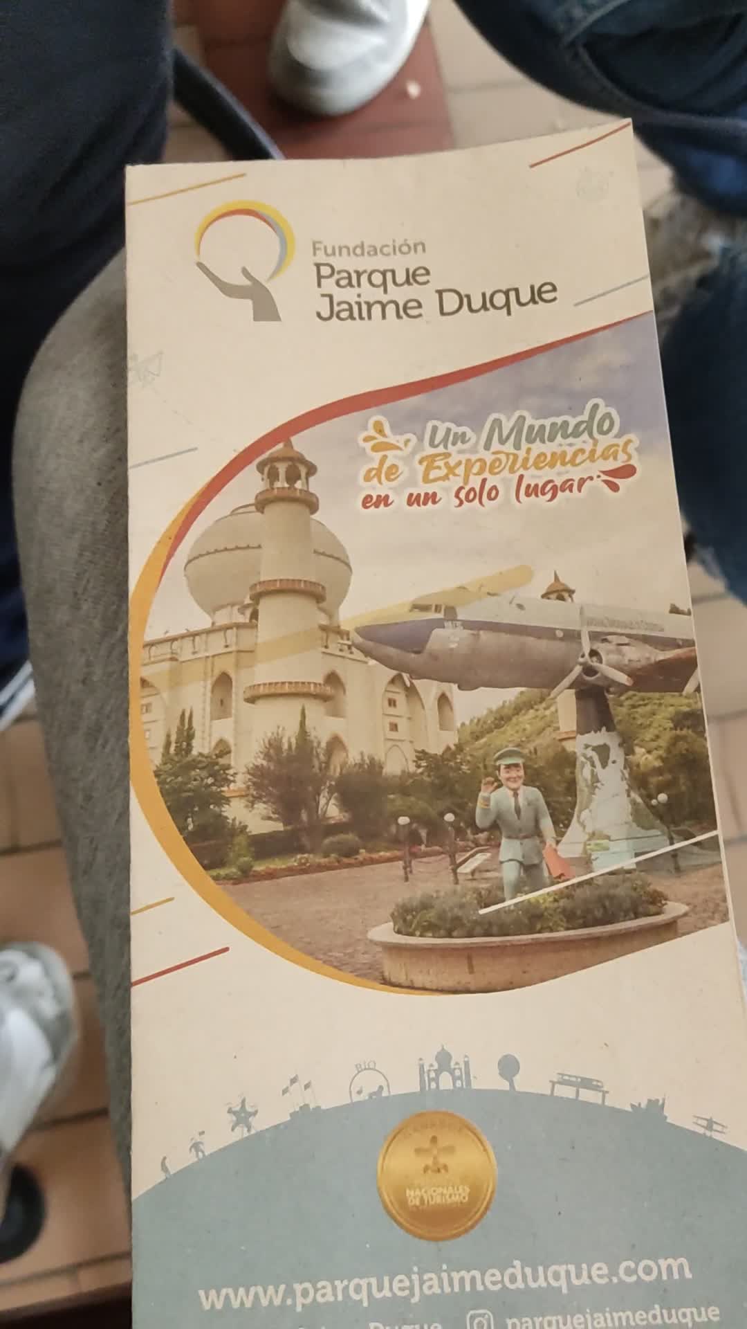 Video review of Parque Jaime Duque