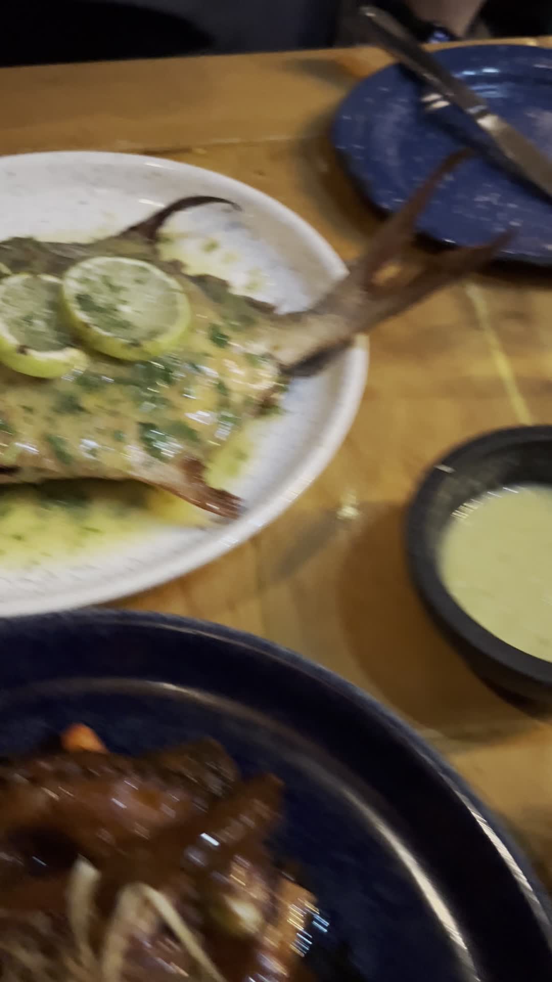 Video review of La Fisheria