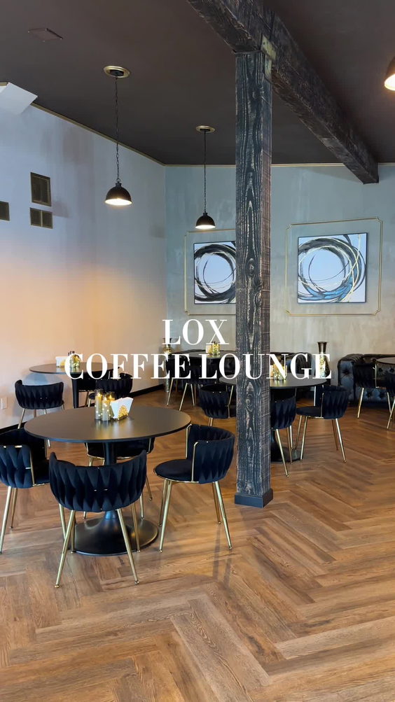 Lox coffee lounge