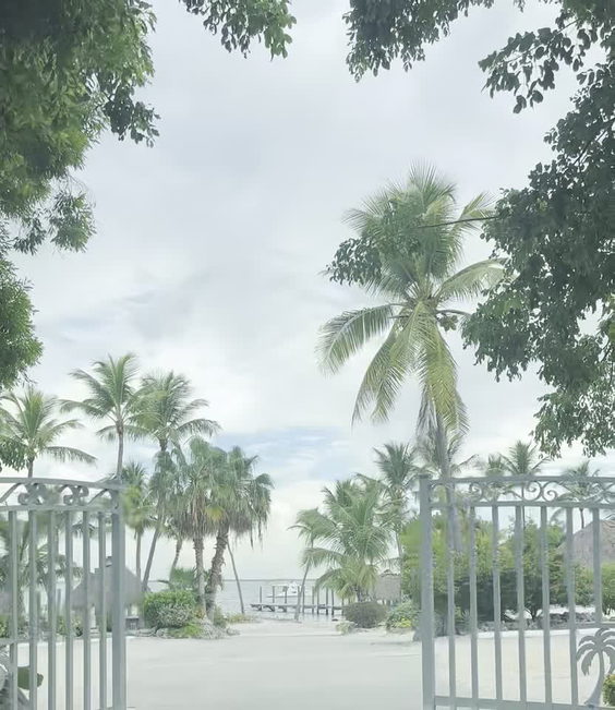 Dream Bay Resort