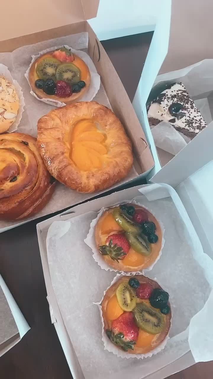 Ooh La La Bakery