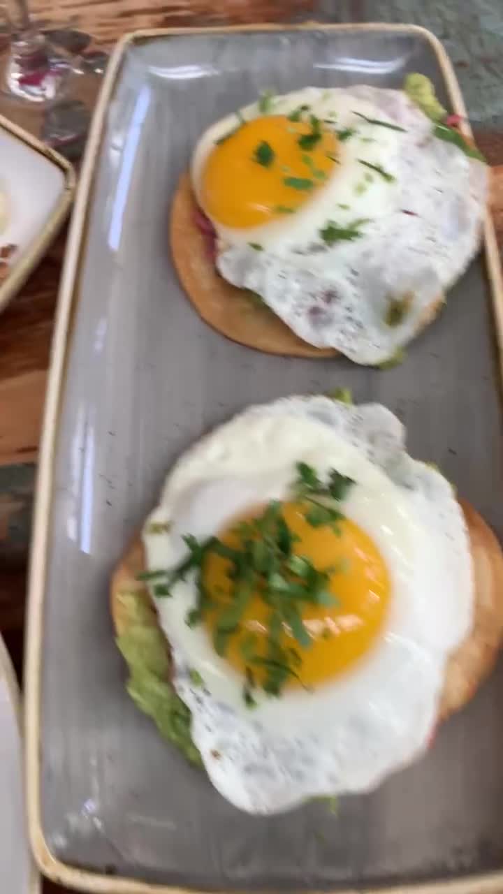 Video review of Yellow Door Taqueria