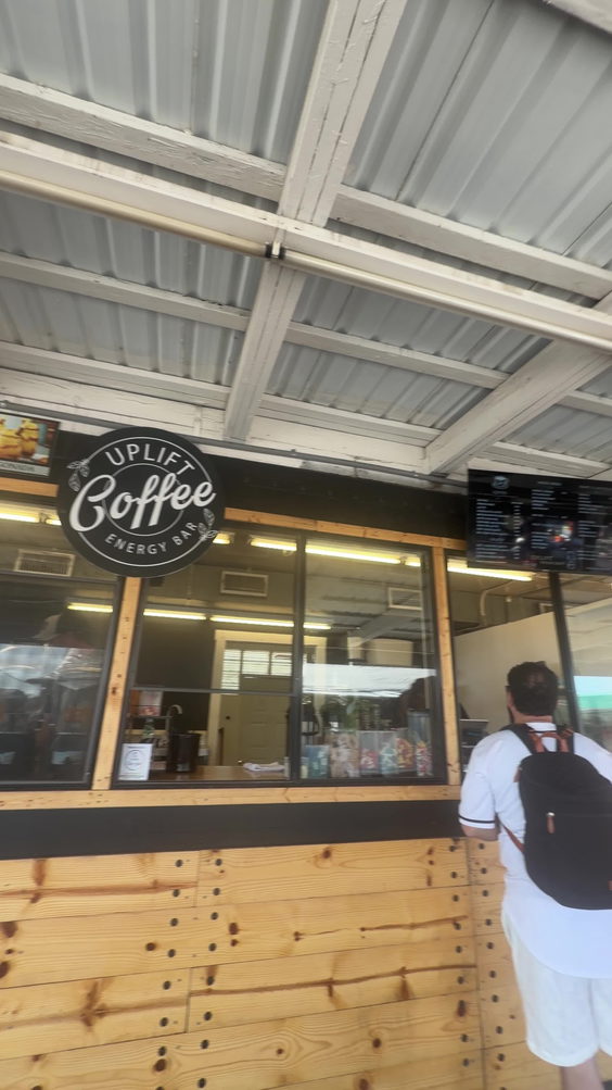 Denio's Roseville Farmers Market & Swap Meet