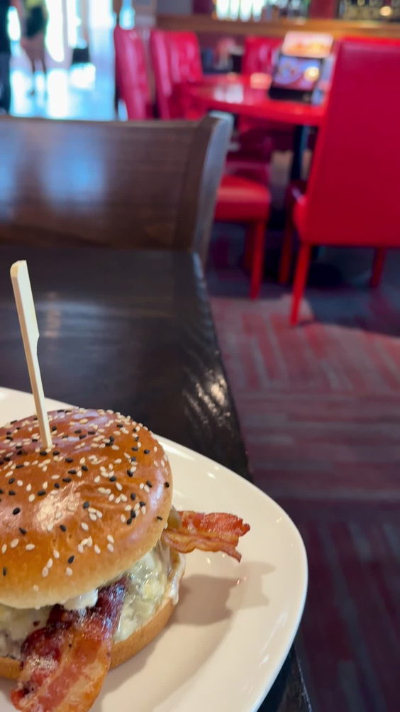 Red Robin