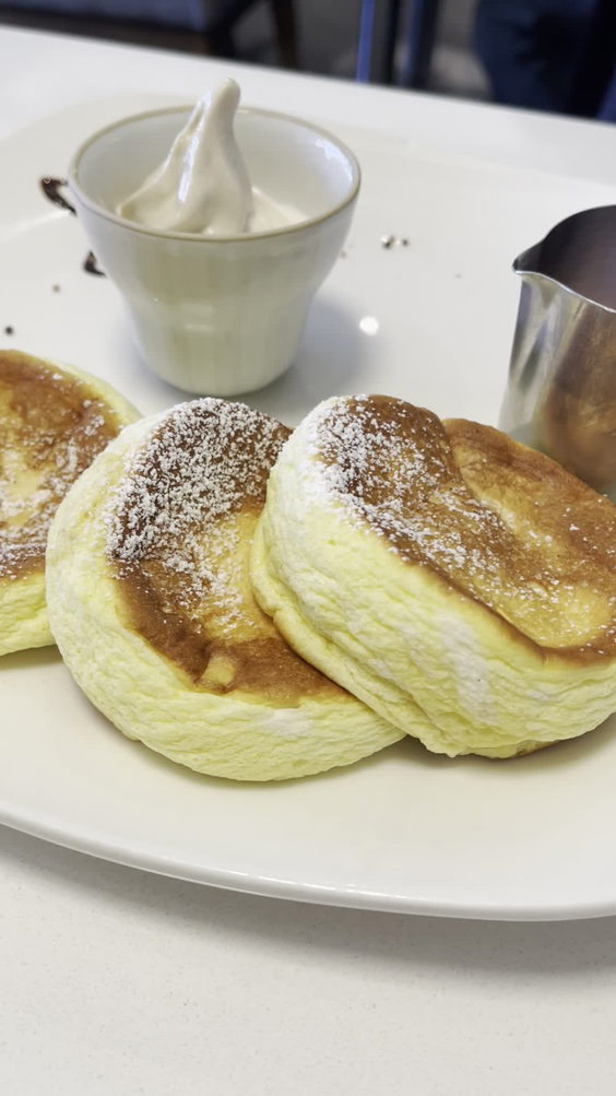 Cafe Bon Bon