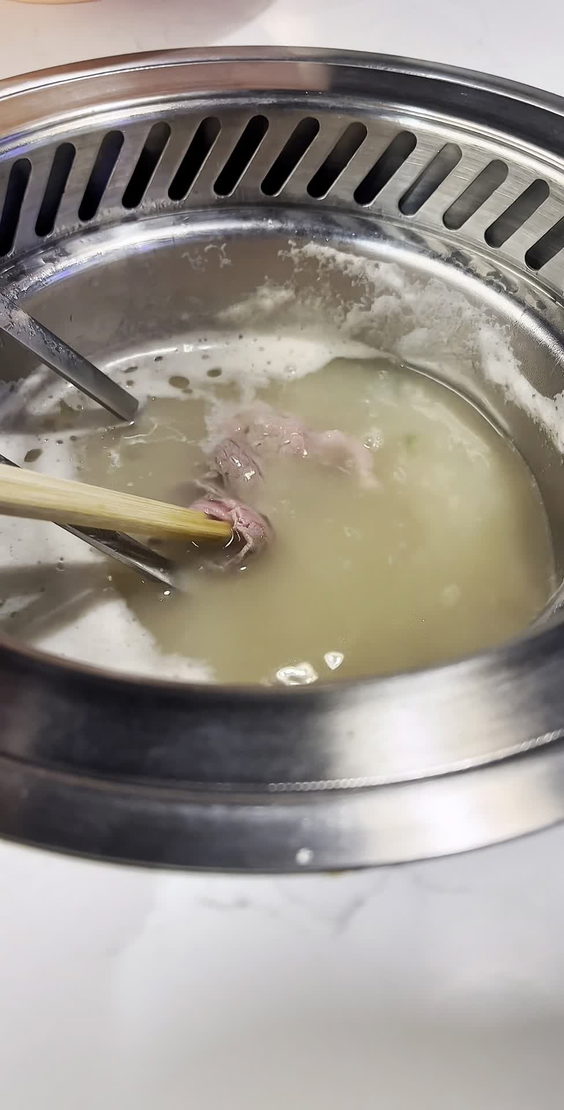 Shabu Plus Rotary Hot Pot Wicker Park