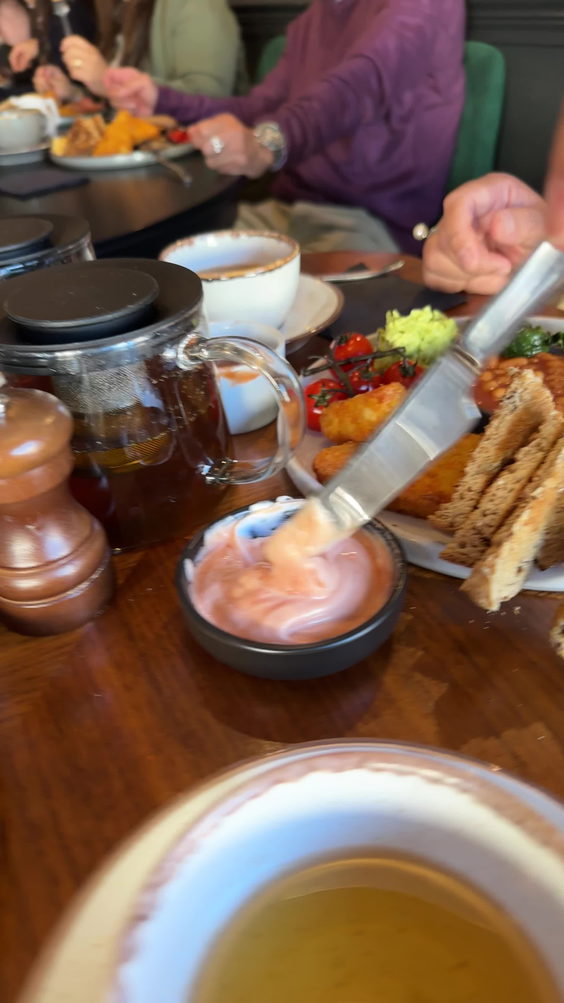 The Lodge Coffee House, Kitchen & Bar