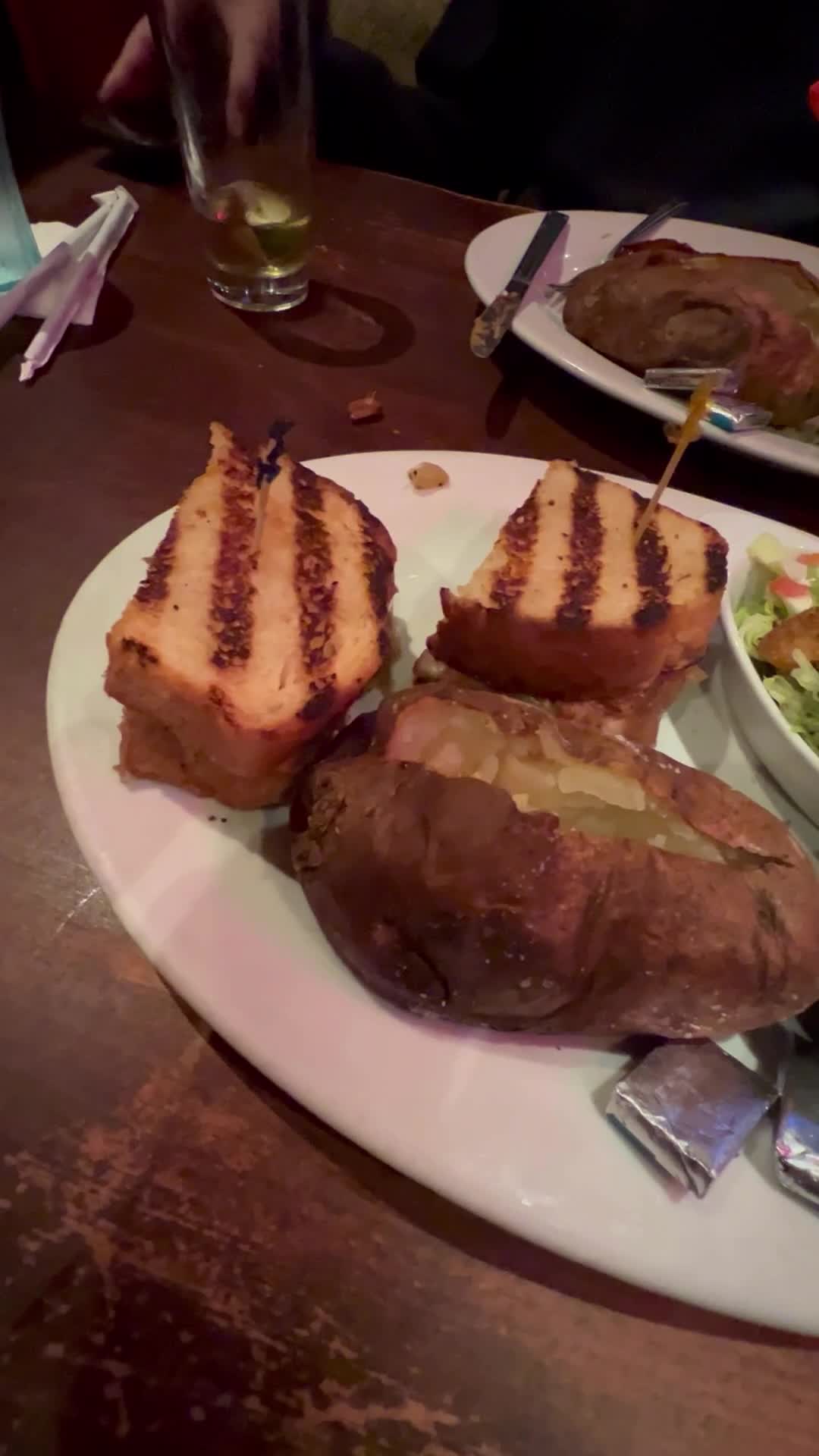 Bandits Grill & Bar