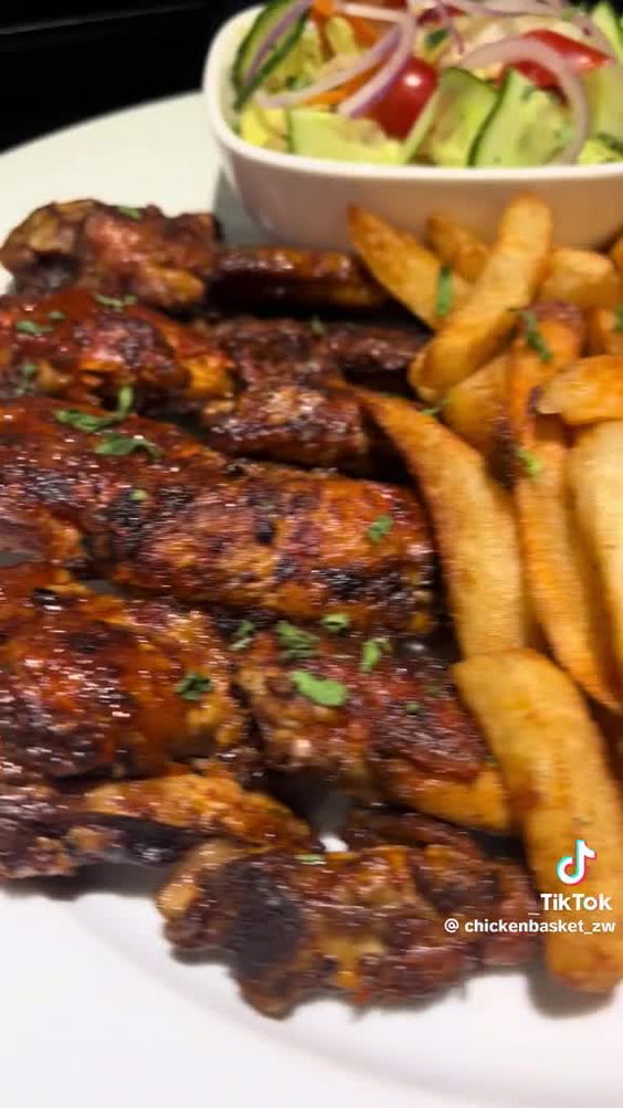 Jus Crab Bar & Grill