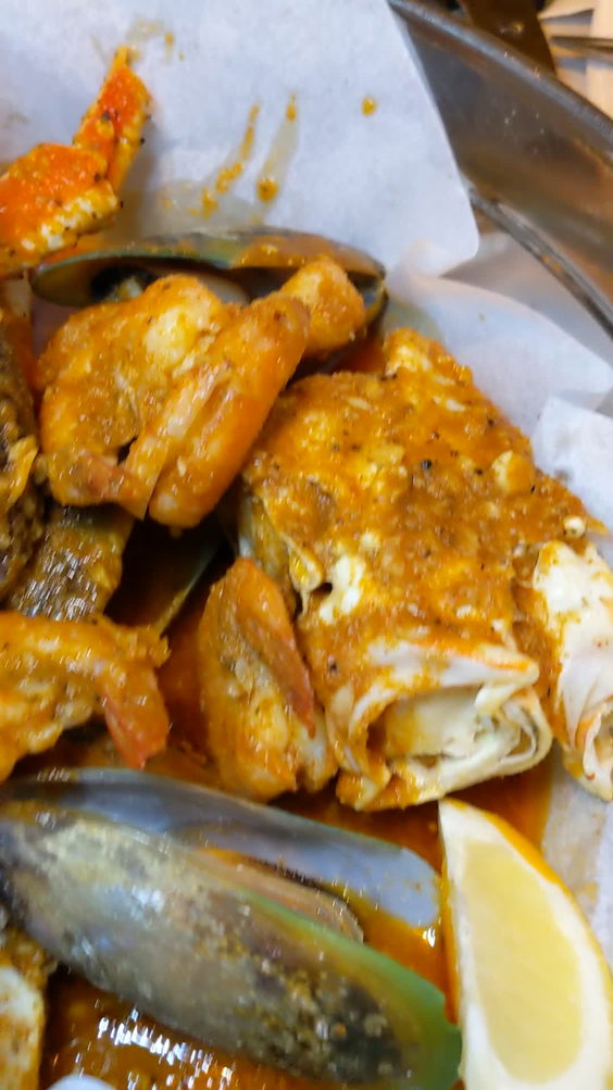 Nauti Cajun Crab