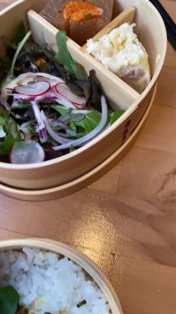Hachi Bento