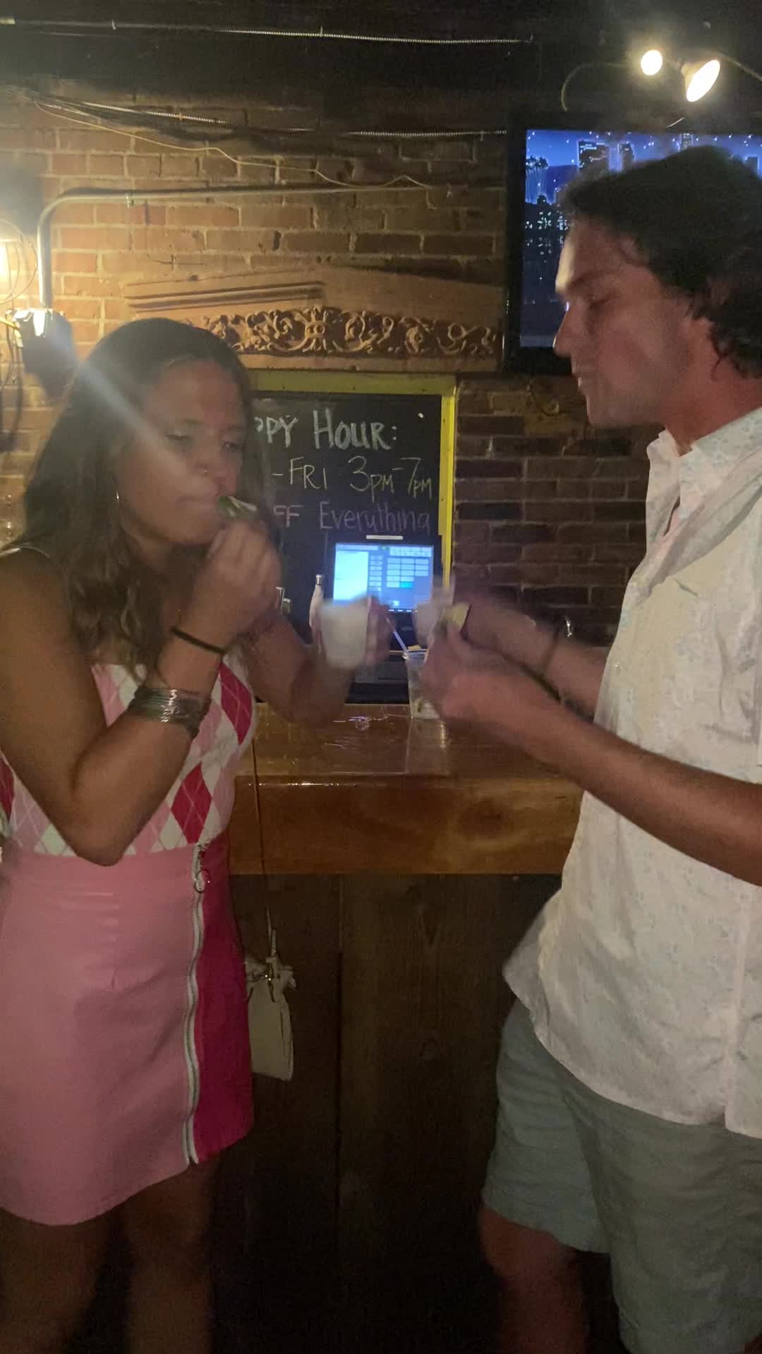 Video review of Molly's In Soulard