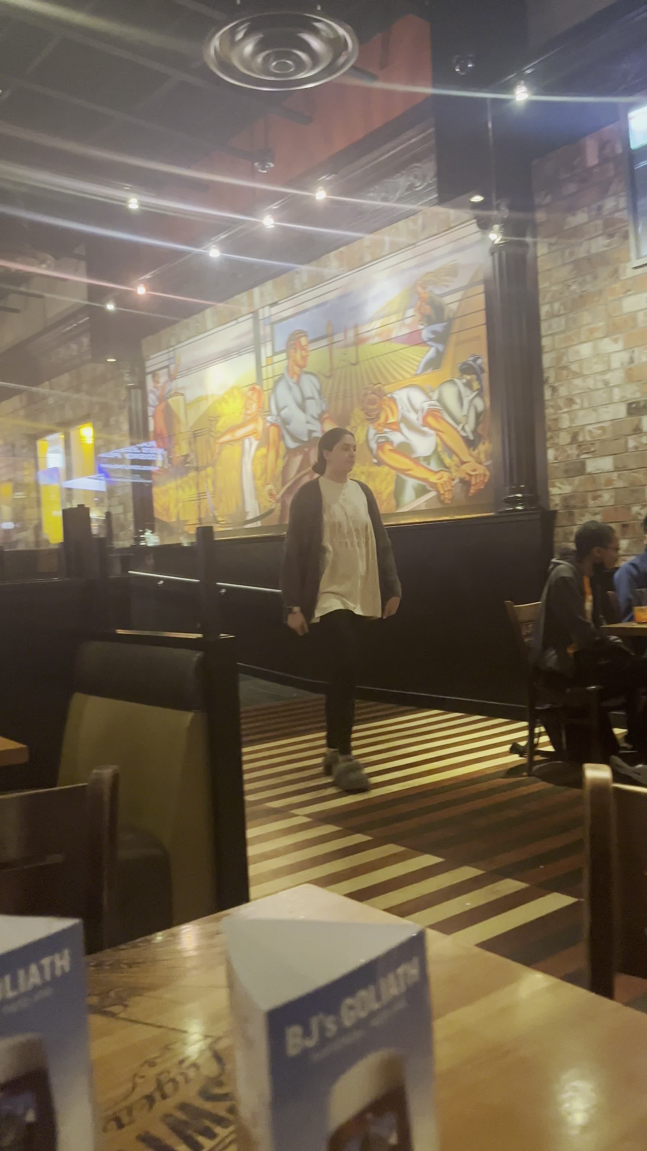 Video review of BJ's Restaurant & Brewhouse