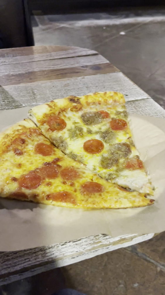 Knockout Pizza