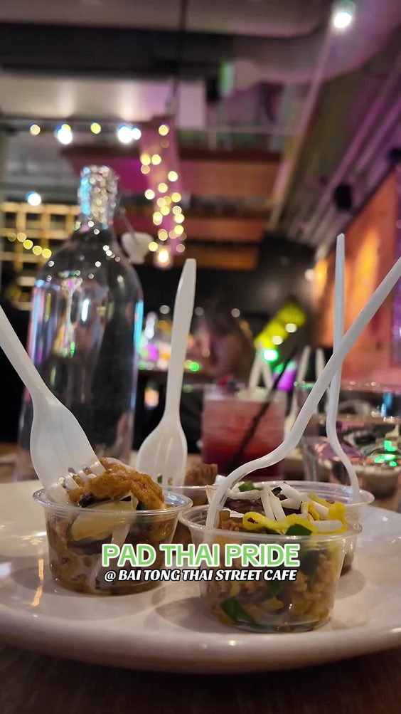 Bai Tong Thai Street Cafe
