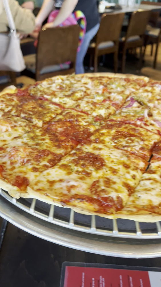 Spinato's Pizzeria & Family Kitchen