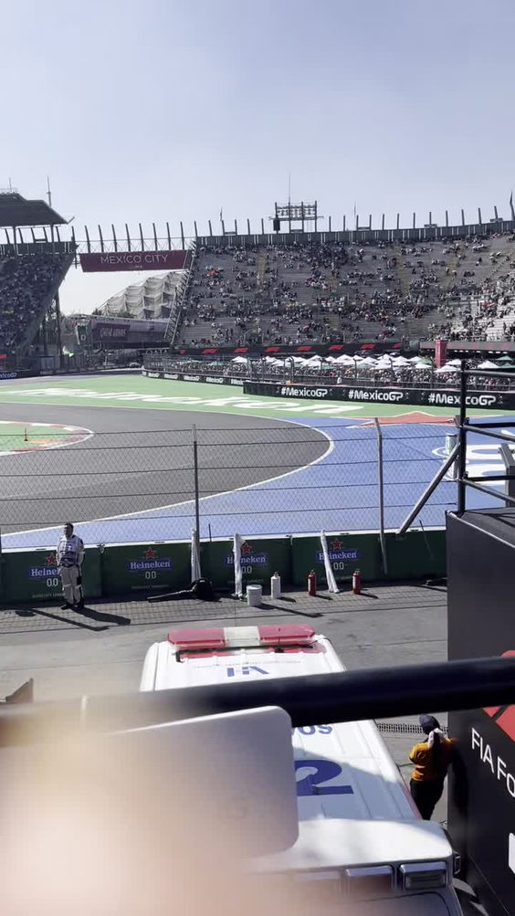 PADDOCK CLUB