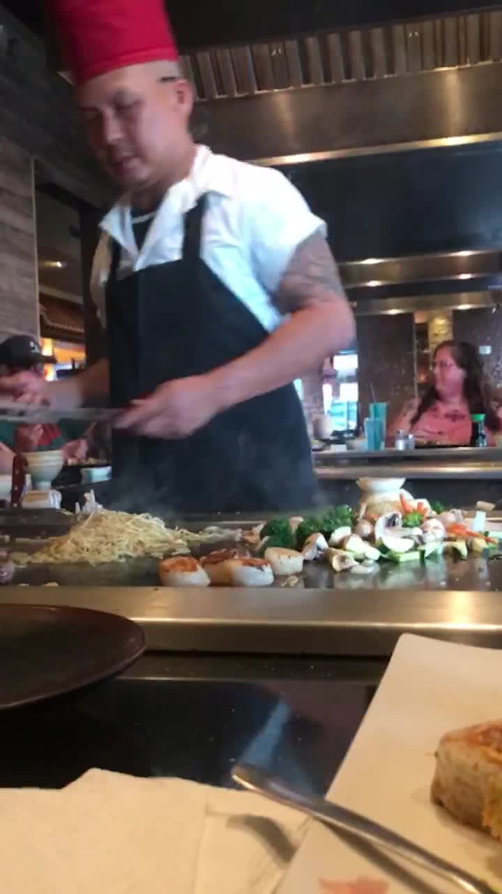 Shogun Japanese Grill & Sushi Bar