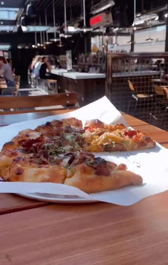 Toni's Pizza