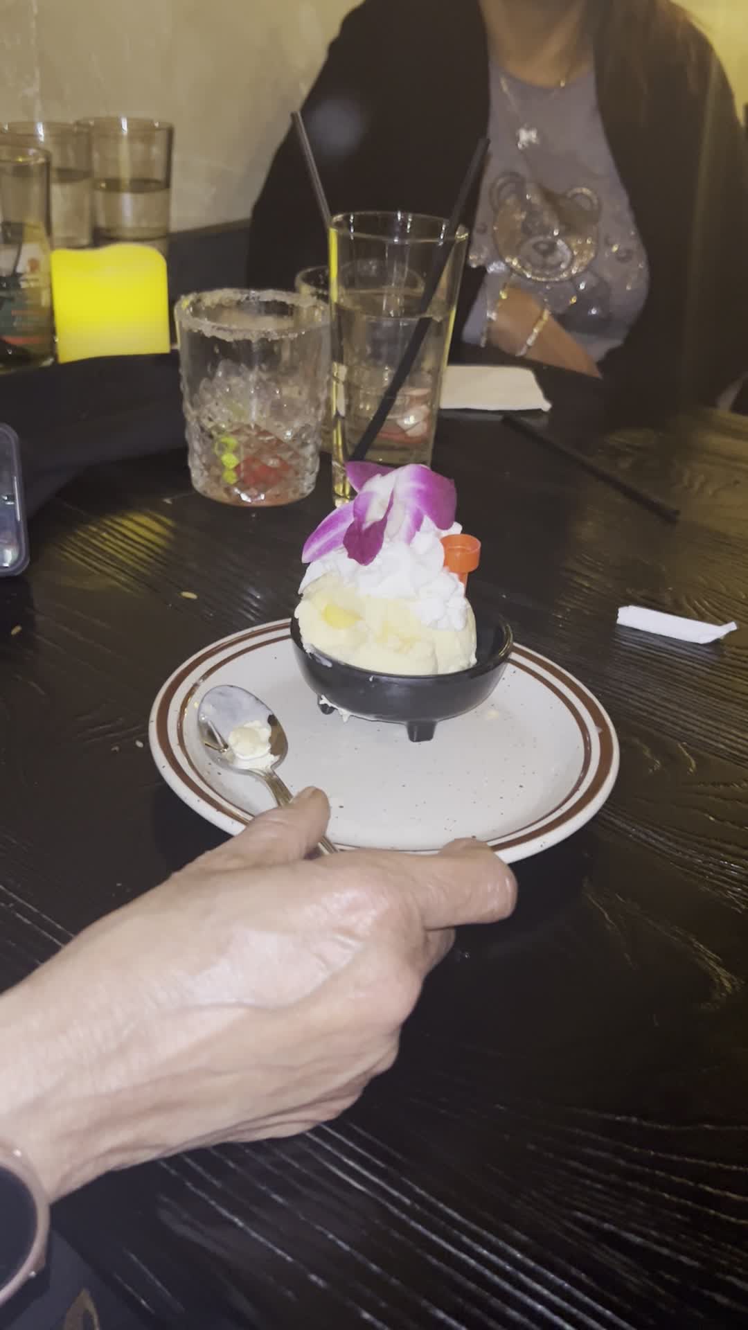 Video review of Mesita