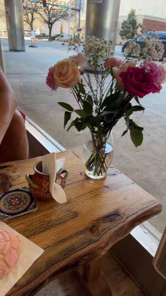 Las Adelitas Cafe