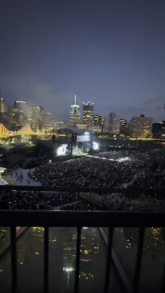 City Moment · Pittsburgh