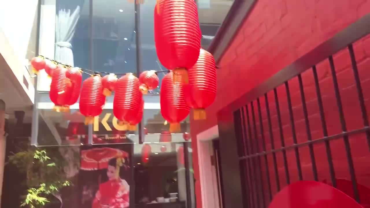 Video review of Spice Alley