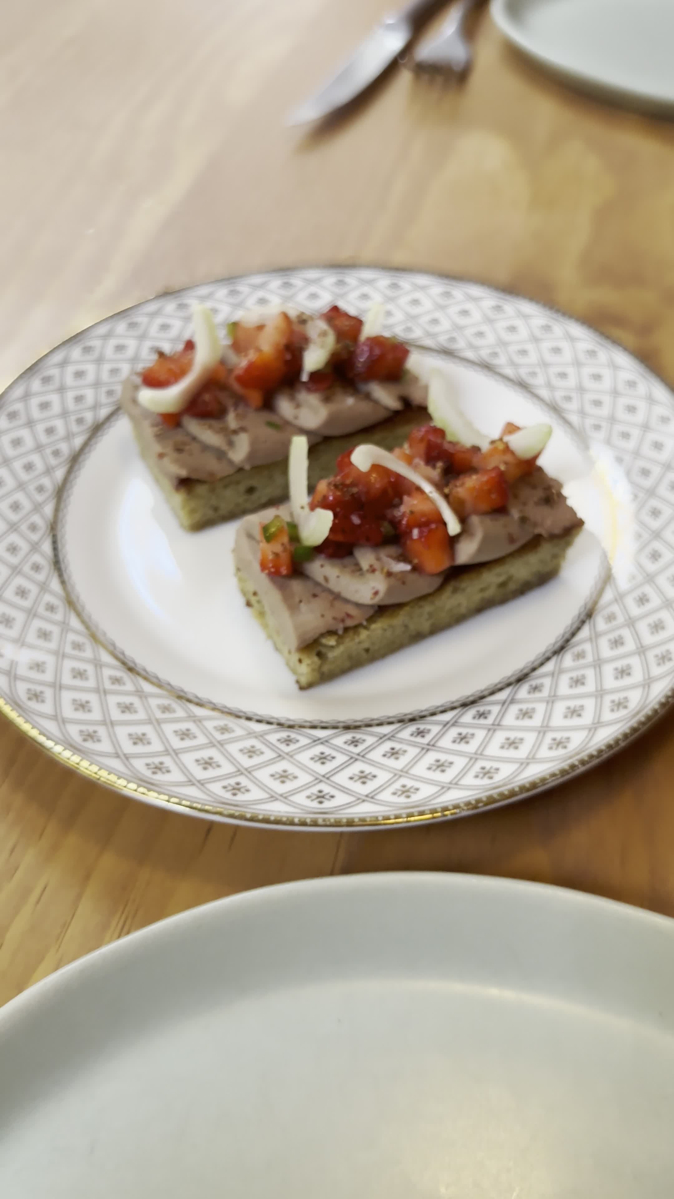 Video review of Liholiho Yacht Club